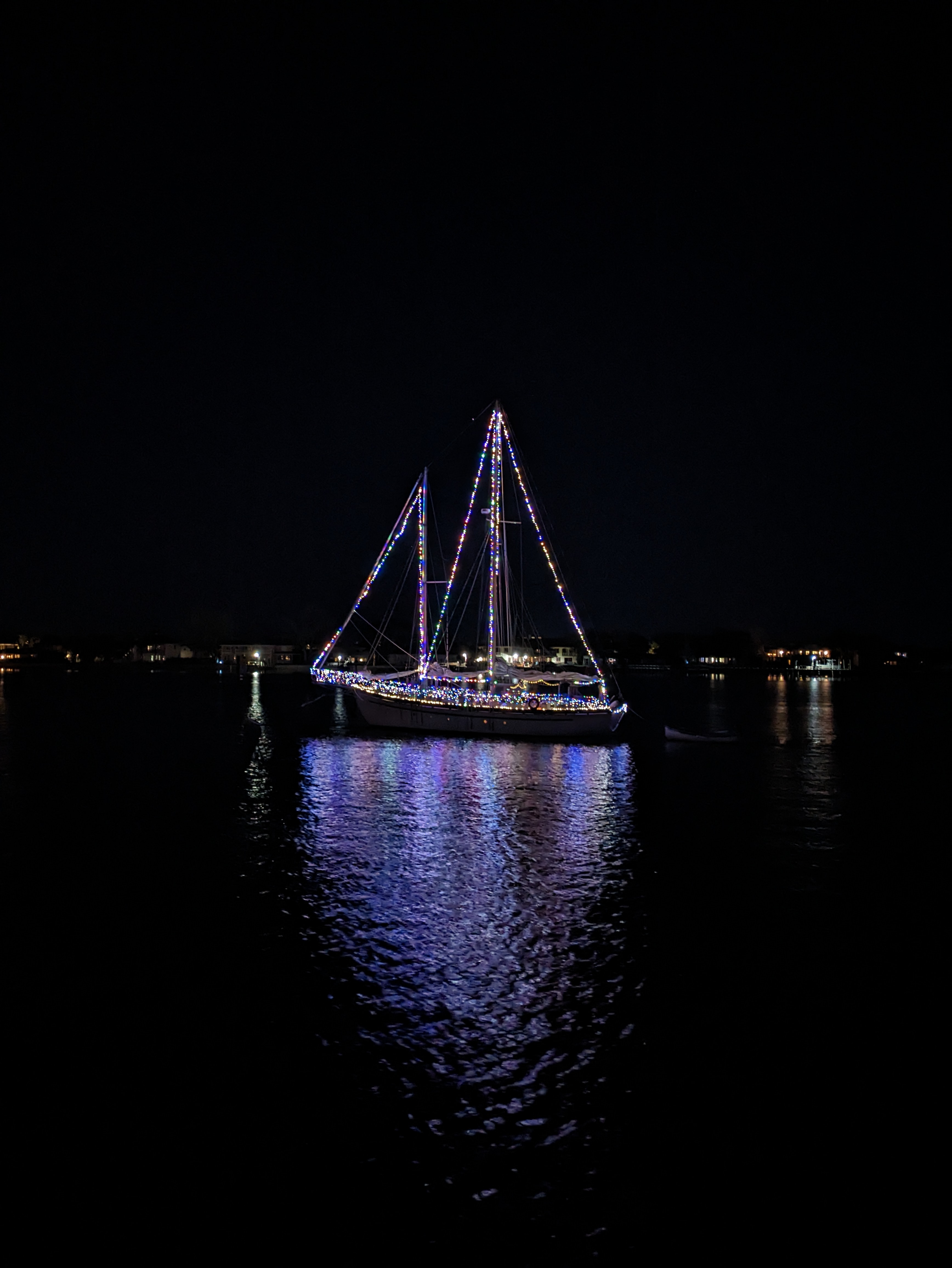 christmas-boat